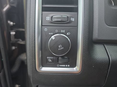Used 2017 RAM 1500 Big Horn AWD/4WD image 25