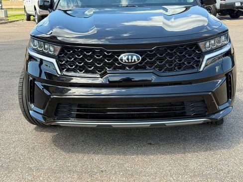Used 2021 Kia Sorento S w/ Panoramic Sunroof Package FWD image 12
