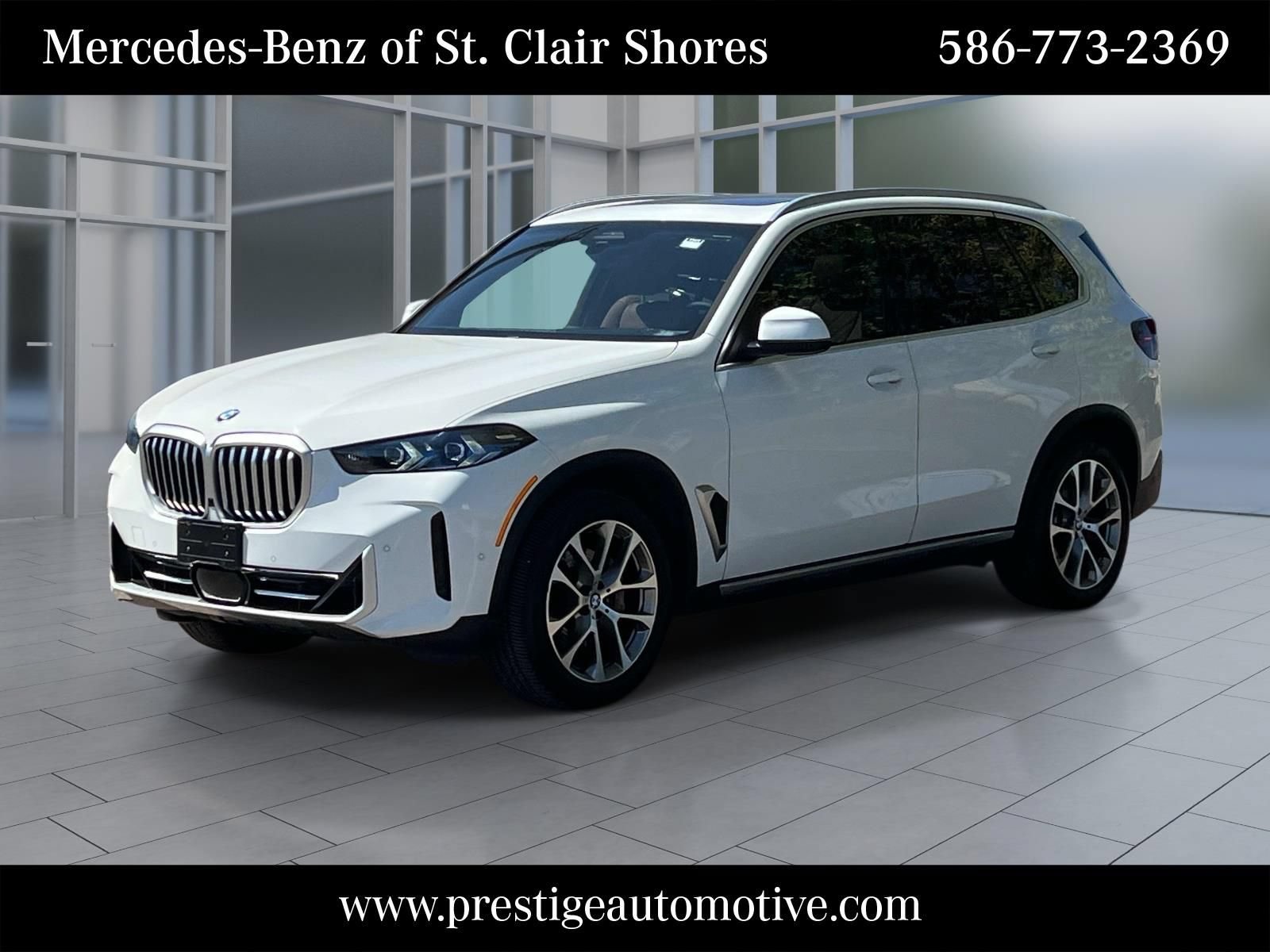 Used 2024 BMW X5 xDrive40i w/ Premium Package AWD/4WD image 1