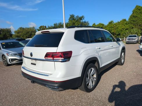 Certified 2023 Volkswagen Atlas SE w/ Panoramic Sunroof Package FWD image 5