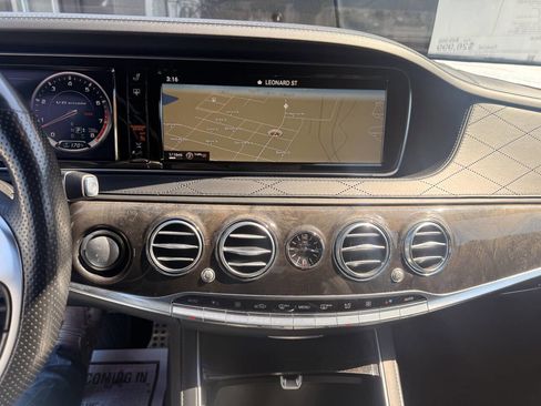 Used 2015 Mercedes-Benz S 63 AMG 4MATIC Sedan image 17