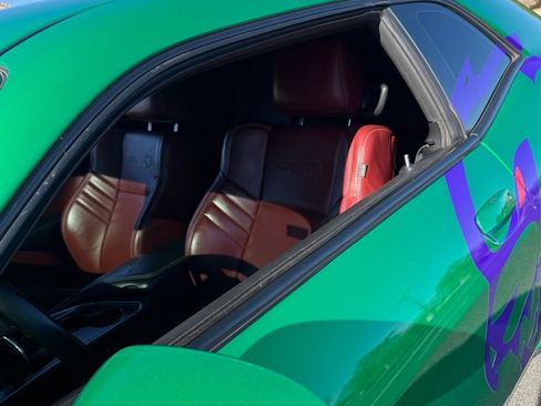 Used 2019 Dodge Challenger SRT Hellcat Redeye image 4