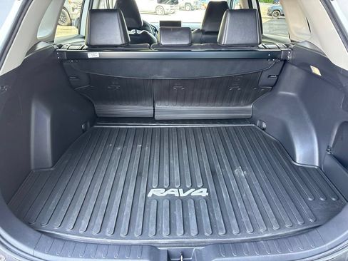 Used 2023 Toyota RAV4 XLE Premium AWD/4WD image 15
