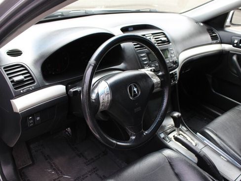 Used 2004 Acura TSX FWD image 9
