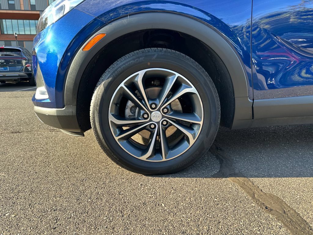 Used 2023 Buick Encore GX Select w/ Safety Package II FWD image 11