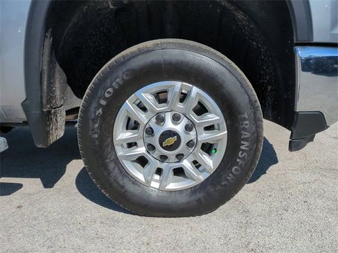 Certified 2025 Chevrolet Silverado 2500 LT w/ Convenience Package image 12