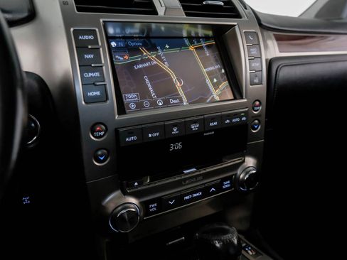Used 2015 Lexus GX 460 w/ Premium Package AWD/4WD image 30