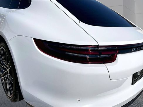 Certified 2020 Porsche Panamera 4 AWD/4WD image 19