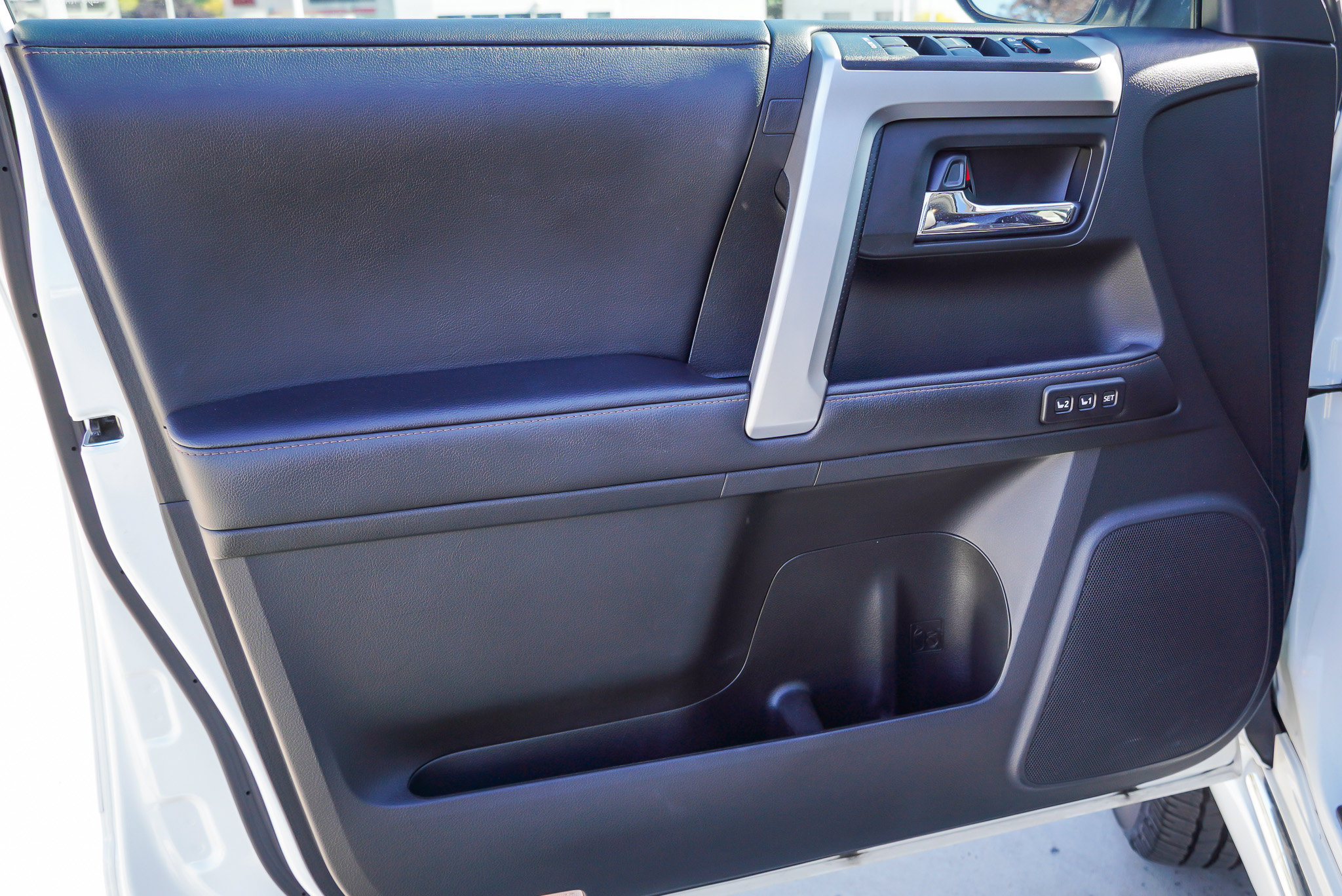 Certified 2022 Toyota 4Runner Limited AWD/4WD image 21