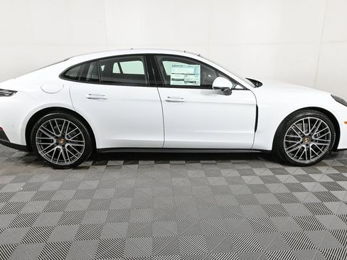 New 2026 Porsche Panamera image 29