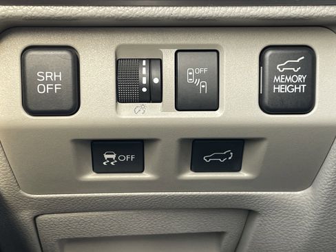 Used 2018 Subaru Forester 2.5i Limited image 22