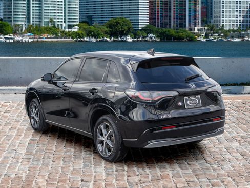 Certified 2023 Honda HR-V EX-L image 7