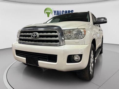 Used 2014 Toyota Sequoia Platinum AWD/4WD image 9