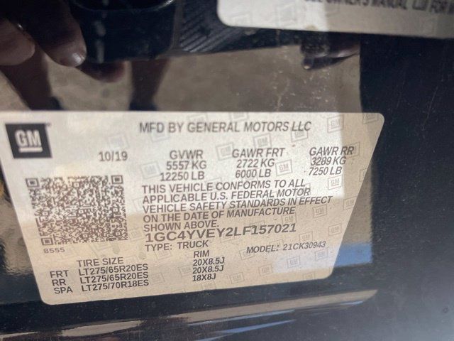Used 2020 Chevrolet Silverado 3500 High Country w/ Technology Package AWD/4WD image 9