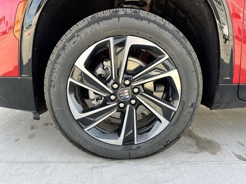 Used 2025 Buick Enclave Sport Touring w/ Power Package image 7