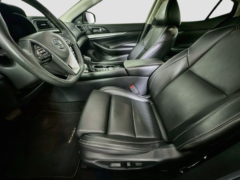 Used 2018 Nissan Maxima 3.5 SL FWD image 13