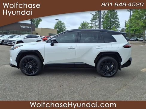 Used 2026 Toyota RAV4 XSE AWD/4WD image 2