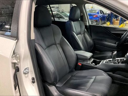 Used 2023 Subaru Outback Limited AWD/4WD image 7