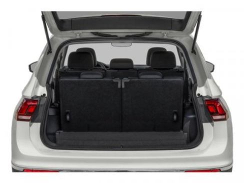 Used 2022 Volkswagen Tiguan S image 11