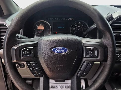 Used 2017 Ford F150 XLT AWD/4WD image 8