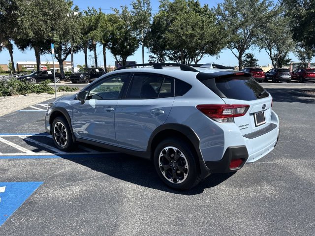 Used 2021 Subaru Crosstrek 2.0i Premium w/ Moonroof Package AWD/4WD image 6