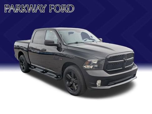 Used 2015 RAM 1500 Express image 3