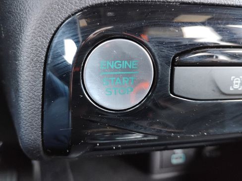 Used 2023 Ford Escape ST-Line image 30