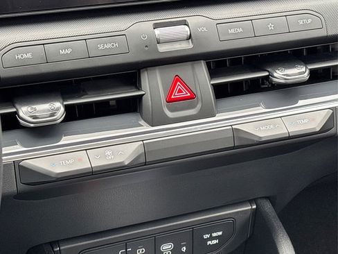 New 2025 Kia K4 EX image 22