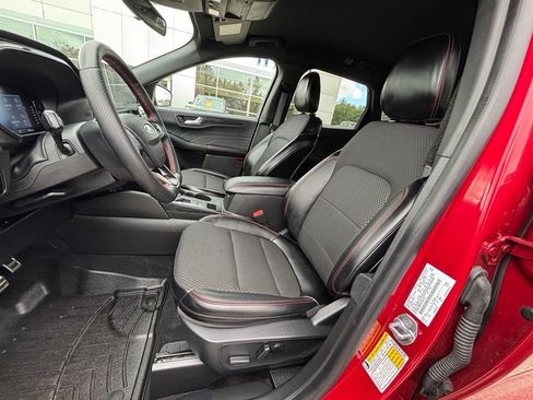 Used 2024 Ford Escape ST-Line w/ Tech Pack #1 AWD/4WD image 12