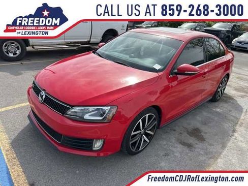 Used 2013 Volkswagen Jetta GLI Autobahn FWD image 1