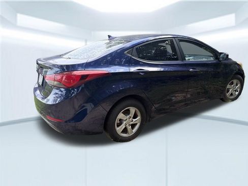 Used 2014 Hyundai Elantra SE FWD image 6