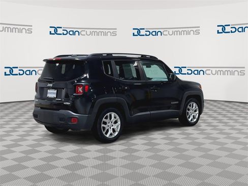 Used 2015 Jeep Renegade Latitude w/ Popular Equipment Group image 8