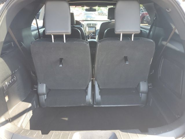 Used 2018 Ford Explorer Platinum AWD/4WD image 7