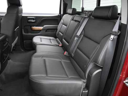 Used 2018 Chevrolet Silverado 1500 LTZ image 12