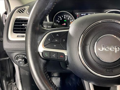 Used 2021 Jeep Compass Latitude FWD image 22