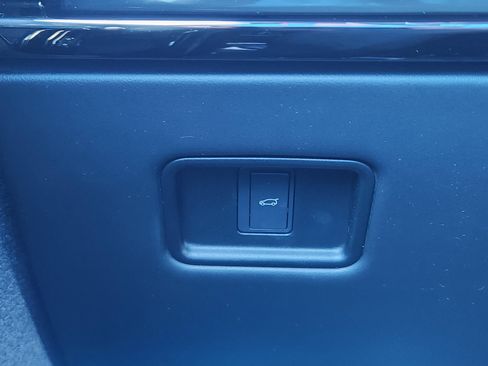 Certified 2025 Land Rover Range Rover Sport Dynamic SE image 22