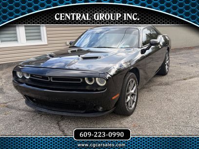 Used 2016 Dodge Challenger SXT