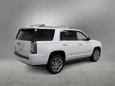 Used 2016 GMC Yukon Denali w/ Open Road Package image 8