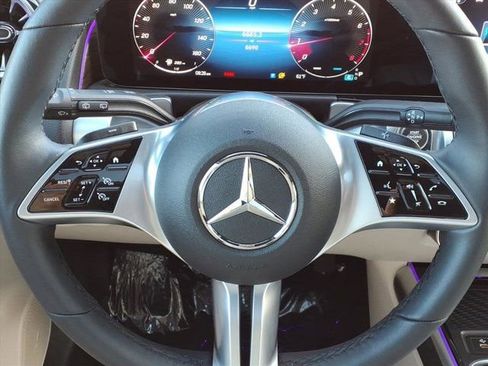 Certified 2026 Mercedes-Benz GLB 250 image 8