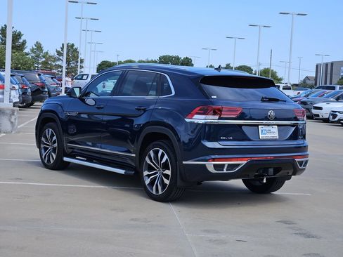 Used 2023 Volkswagen Atlas Cross Sport SEL Premium R-Line AWD/4WD image 5