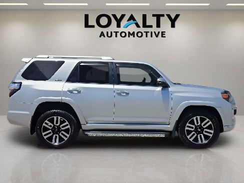Used 2023 Toyota 4Runner Limited AWD/4WD image 6