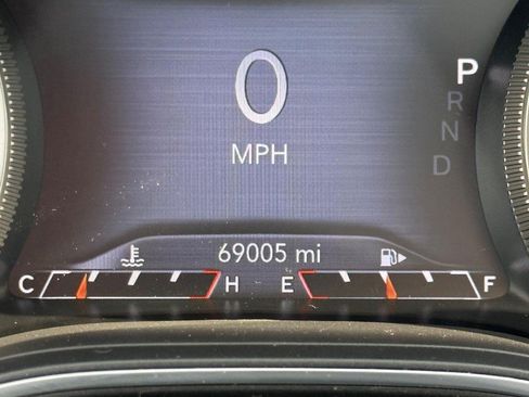 Used 2022 Jeep Cherokee Limited AWD/4WD image 23