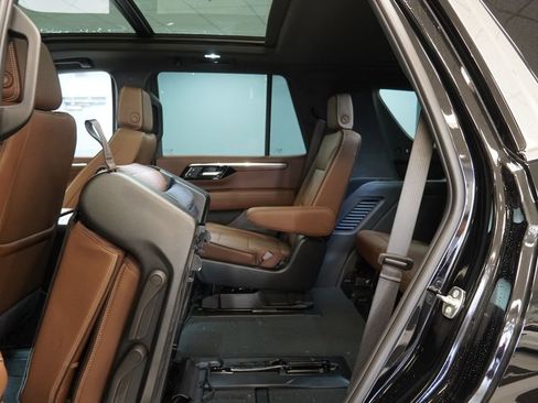 New 2026 Chevrolet Tahoe High Country AWD/4WD image 30
