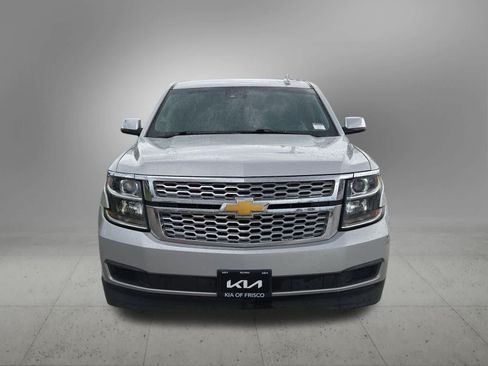 Used 2016 Chevrolet Suburban LT RWD image 9