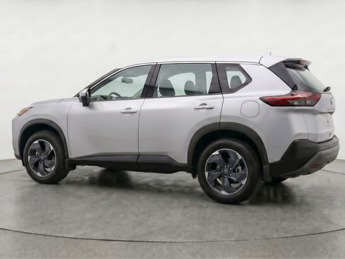 Used 2025 Nissan Rogue SV AWD/4WD image 6