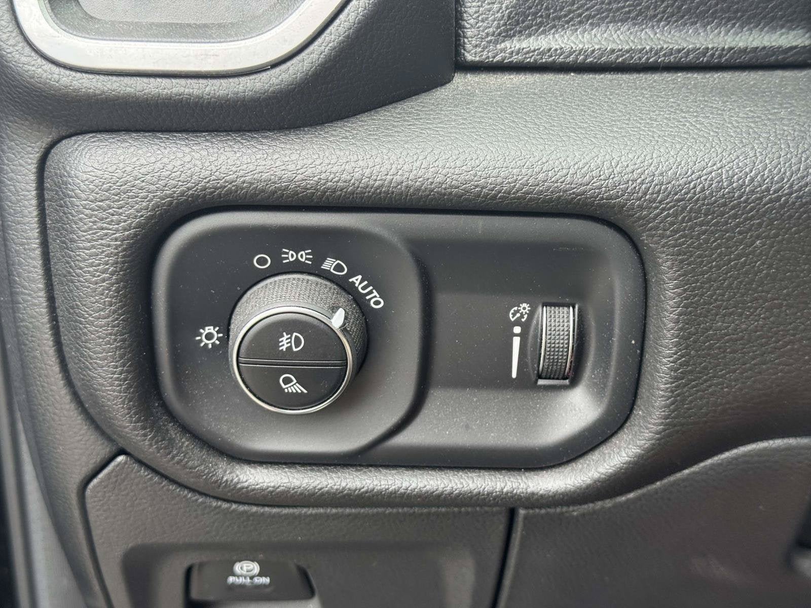 Used 2023 RAM 1500 Big Horn AWD/4WD image 22