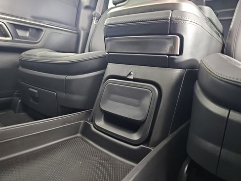 Used 2023 Rivian R1S Adventure image 32