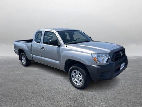 Used 2015 Toyota Tacoma 2WD Access Cab image 5