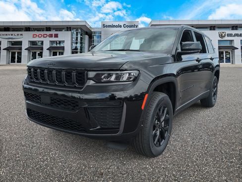 New 2026 Jeep Grand Cherokee L 4WD image 4