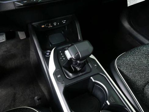 Used 2025 Kia K4 GT-Line w/ GT-Line Sunroof Package FWD image 17